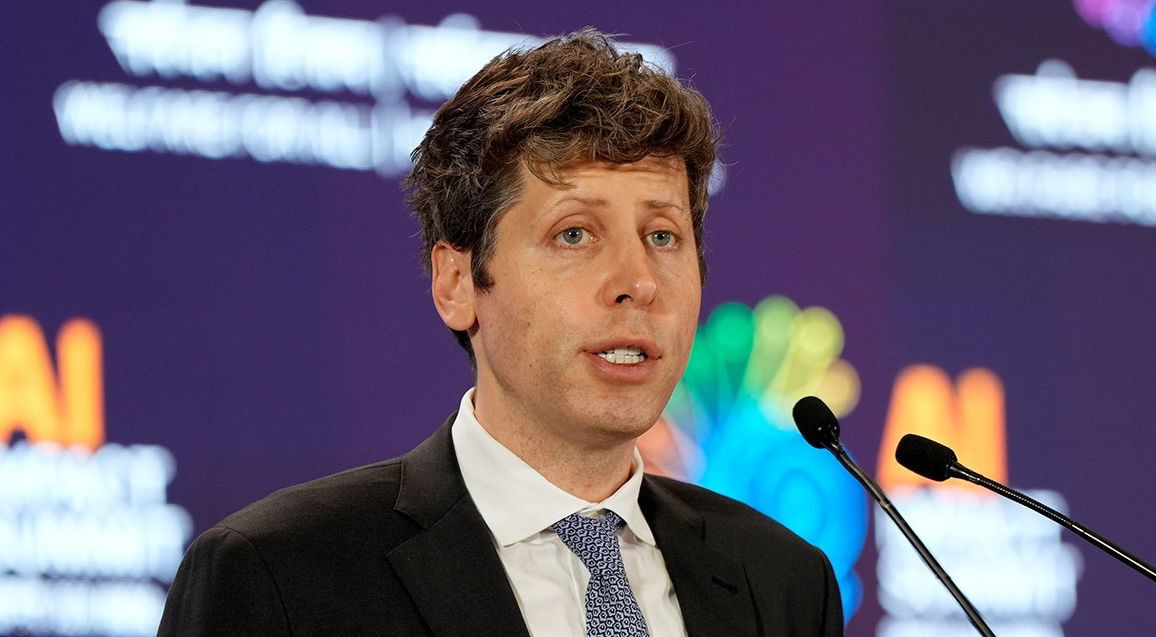 Sam Altman: Η AI καταναλώνει όσο και η... ανθρώπινη εκπαίδευση image