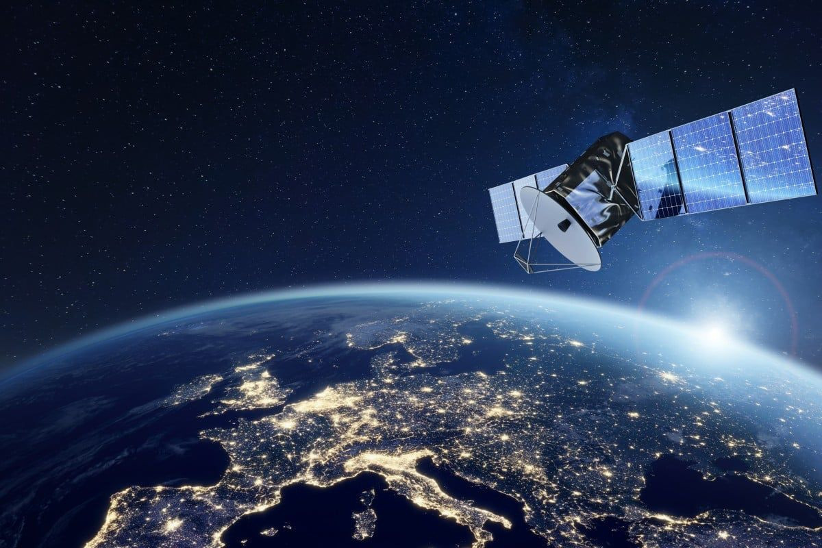 Κινεζική μελέτη: Πώς τα μικροκύματα ισχύος 1GW απειλούν το Starlink και τα δίκτυα LEO. image
