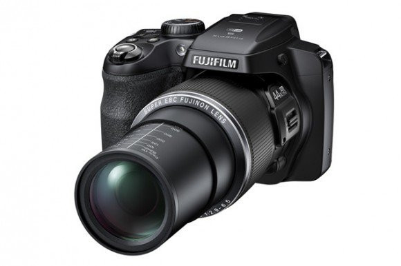 FinePix XP200 και S8400W, οι νέες φωτογραφικές μηχανές της Fujifilm με υποστήριξη WiFi image