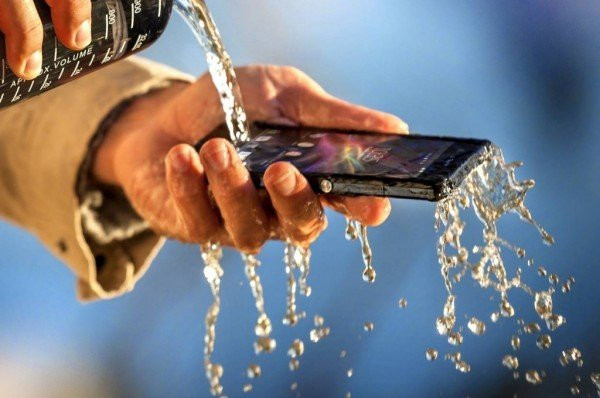 Κενό ασφαλείας και για τη lockscreen του Sony Xperia Z [Video] image
