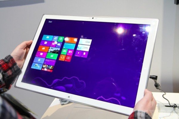 Η Panasonic παρουσίασε 20'' tablet με ανάλυση 4K! [CES 2013] image