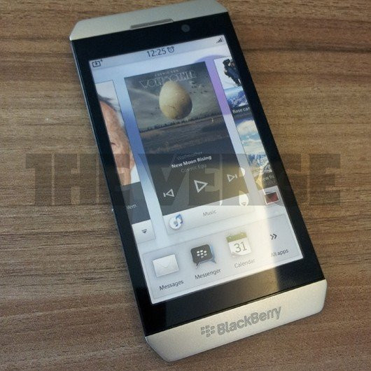 BlackBerry London, το πρώτο BBX OS smartphone αντί του Colt image