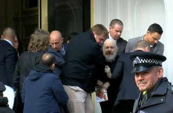 Συνελήφθη ο συνιδρυτής του Wikileaks, Julian Assange, στο Λονδίνο image