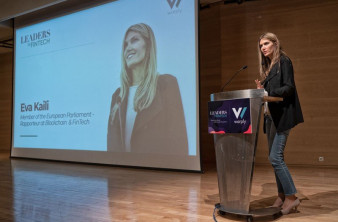 Τα e-wallets των εταιρειών κινητής τηλεφωνίας και των εμπόρων λιανικής κερδίζουν μερίδιο αγοράς από τις τράπεζες παγκοσμίως image