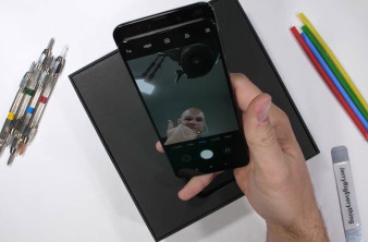 Xiaomi Mi Mix 3: Πόσο ανθεκτικό πιστεύετε ότι είναι το slider smartphone; image