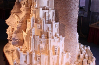 Γλυπτό της Minas Tirith από σπίρτα! image
