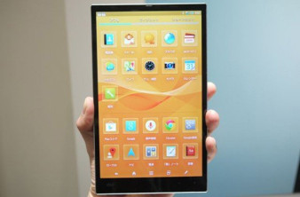 Sharp AQUOS Phone Mini και AQUOS Pad: Σχεδόν μηδαμινό περιθώριο και εντυπωσιακά τεχνικά χαρακτηριστικά [Video] image