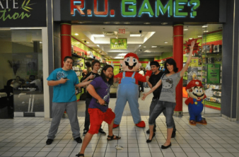 Ιδιοκτήτης αλυσίδας καταστημάτων με video games πουλά τη ζωή του στο eBay έναντι $3.5 εκατ! image