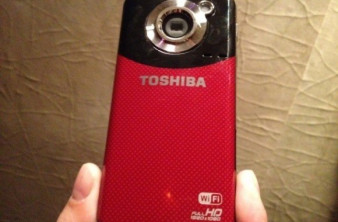 Toshiba Camileo AIR10 και Z100 3D, οι νέες βιντεοκάμερες της εταιρίας [CES 2012] image