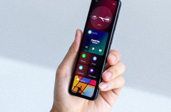 Το νέο smartphone της Essential θυμίζει τηλεχειριστήριο (Pics) image
