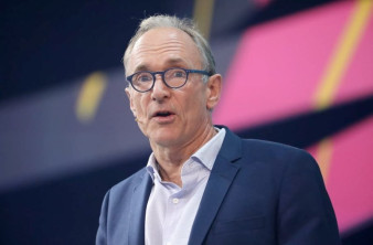 Sir Tim Berners-Lee: Νέα πρωτοβουλία για τη σωτηρία του Internet image