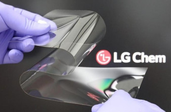 Real Folding Window: Η νέα οθόνη της LG είναι σκληρή σαν γυαλί και εύκαμπτη σαν πλαστικό panel image