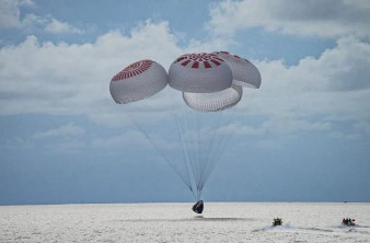 SpaceX Inspiration4: Επέστρεψε με ασφάλεια η πρώτη «τουριστική» αποστολή image