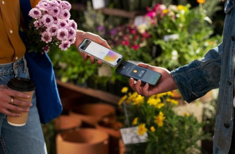 Η Apple μετατρέπει επίσημα τα iPhone σε POS με το «Tap to Pay on iPhone» image