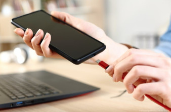 USB-C υποχρεωτικά στα iPhone από το 2024 και στα laptops από το 2026 image