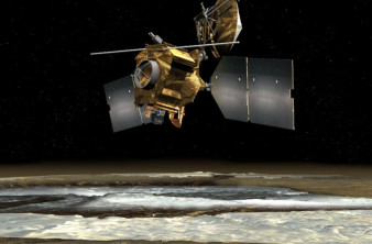 Το Mars Reconnaissance Orbiter εντόπισε ροές πάγου στον πλανήτη Άρη image