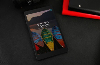 Lenovo Tab3 8 Plus: Με οθόνη 8'' (1920 x 1200), Snapdragon 625 και ηχεία Dolby Atmos σε τιμή μόλις €135 image