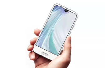 Sharp AQUOS R Compact: Επίσημα με bezel-less οθόνη 4.9'' FHD 120Hz, Snapdragon 660 και Android 8.0 Oreo [Video] image