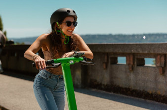 Το νέο ηλεκτρικό πατίνι της Lime, GEN4.1 E-Scooter, έρχεται στην Ελλάδα image