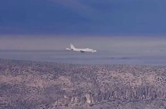 Κατασκοπευτικό αεροσκάφος πάνω από την Area 51 αναζωπυρώνει τις θεωρίες image