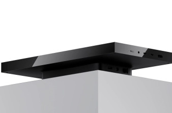 Microsoft Surface RTX Spark Dev Box: Το νέο AI workstation φέρνει ισχύ 1 Petaflop στους developers