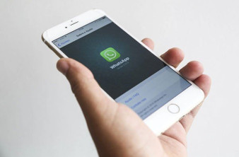 Το WhatsApp θα μοιράζεται στο εξής τα δεδομένα των χρηστών με το Facebook image