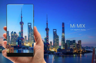 Xiaomi Mi MIX: Δείτε το εντυπωσιακό bezel-less smartphone σε hands-on videos image
