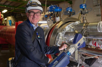 Το CERN αποσυνδέει τον Μεγάλο Επιταχυντή Αδρονίων για την αναβάθμιση του HiLumi image