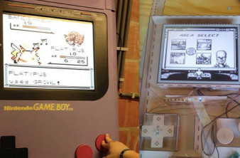 Game Boy XXL: Το μεγαλύτερο που έχεις δει μέχρι σήμερα και λειτουργεί κανονικά [Videos] image