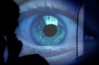 Δες πόσα δεδομένα σου έχουν αποθηκεύσει Google, Facebook και Apple [Infographic] image