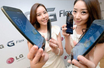 LG G Flex: Αυτή είναι η εύκαμπτη μπαταρία του και νέο hands-on video image