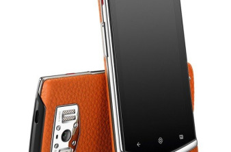 Vertu Constellation, το νέο υπερπολυτελές Android smartphone με τιτάνιο, κρύσταλλο και δέρμα στα.... €4900 image
