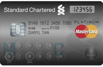 Η MasterCard παρουσιάζει νέα πιστωτική κάρτα με ενσωματωμένη οθόνη LCD και πλήκτρα αφής image