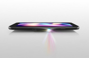 SmartQ U7/U7H, το πρώτο tablet στον κόσμο με ενσωματωμένο βιντεοπροβολέα και Android Jelly Bean image