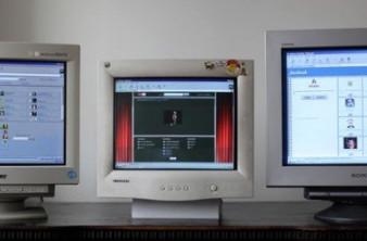 Once Upon: δείτε τα Facebook, Google+ και YouTube σε εμφάνιση '90s image