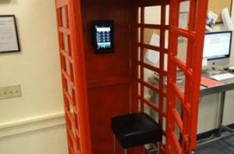 Τηλεφωνικός θάλαμος ...με Skype! image