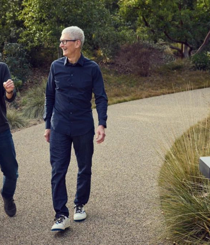 Τέλος εποχής για την Apple: Το αποχαιρετιστήριο μήνυμα του Tim Cook