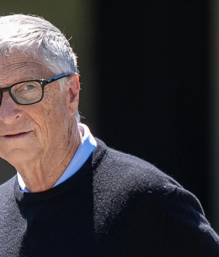 Bill Gates: Η ανεξέλεγκτη AI μπορεί να οδηγήσει σε «1 δισ. θανάτους»