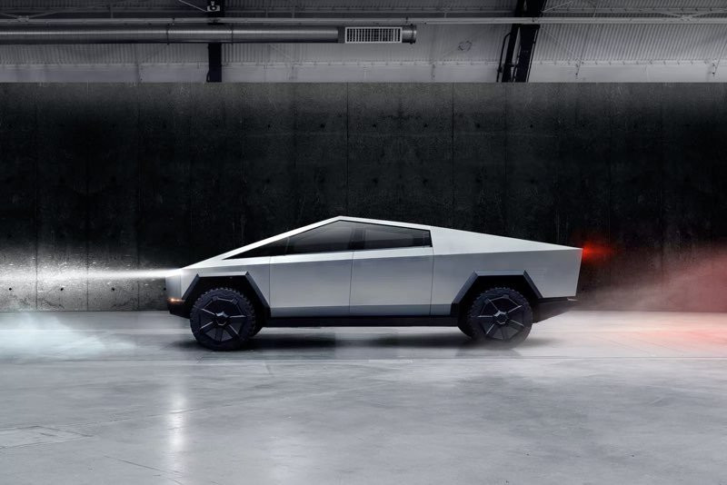 Tesla Cybertruck: Αυτό είναι το ηλεκτρικό pickup της εταιρείας με αυτονομία έως 800km | 