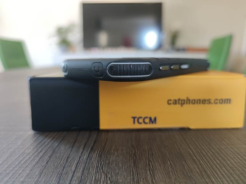 CAT S42 Review | 