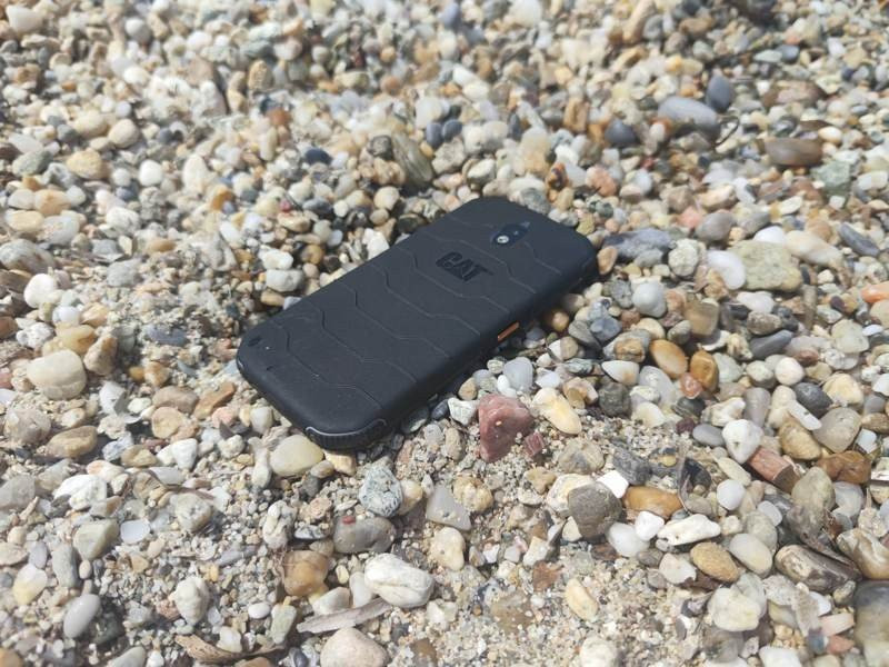 CAT S42 Review | 
