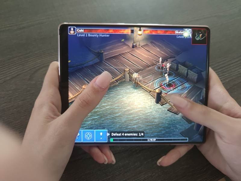 Samsung Galaxy Z Fold2 Review: Το μέλλον είναι ήδη εδώ | 