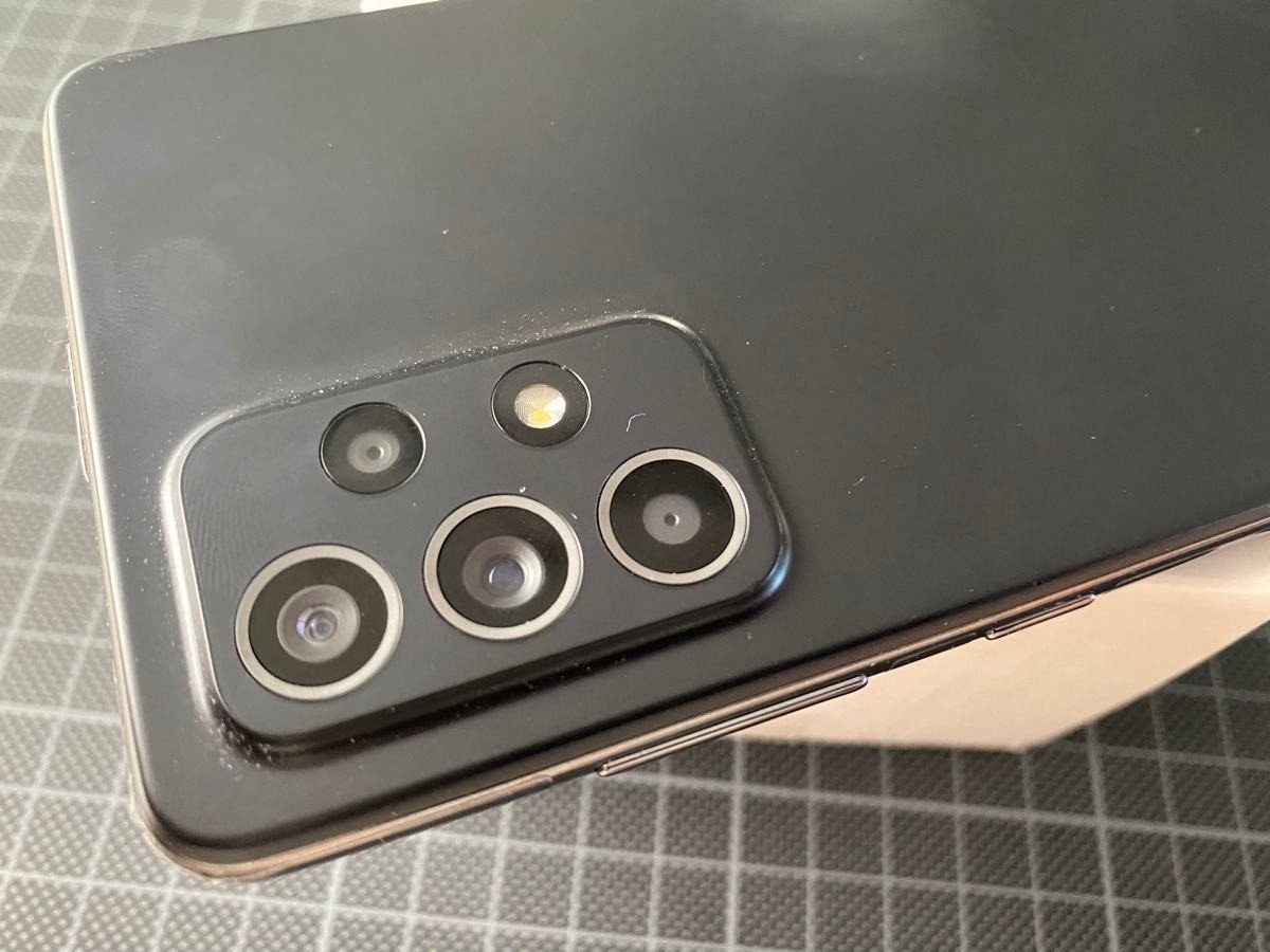Samsung Galaxy A52s 5G Review: Μικρές βελτιώσεις για το αξιόλογο mid-range | 